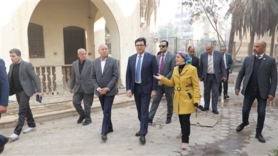 بالصور.. جولة مفاجئة لوزير الثقافة ومحافظ القاهرة بقصر ثقافة عين حلوان 