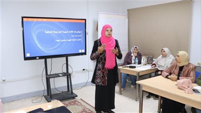 رئيس مياه الفيوم يترأس الاجتماع الدوري لسلامة ومأمونية مياه الشرب