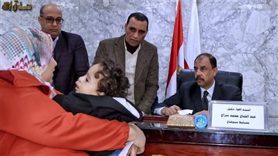 محافظ سوهاج يعقد اللقاء الجماهيري الأسبوعي للاستماع إلى شكاوى وطلبات المواطنين