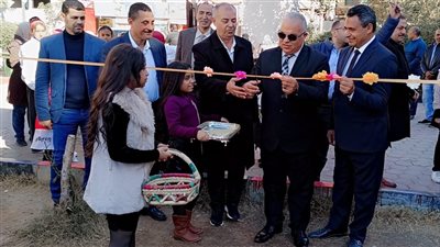 افتتاح معرض الأنشطة بإدارة أبشواي التعليمية ضمن مبادرة 