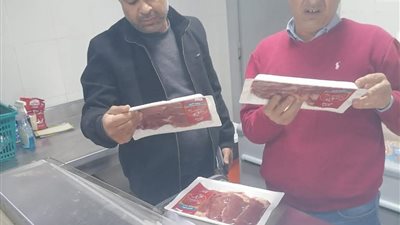 حملة تفتيشية لضبط الأسواق بالغردقة 