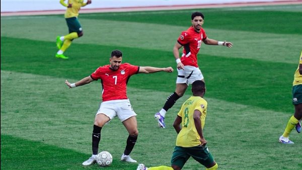 منتخب مصر يرتدي الزي التقليدي في ودية السعودية