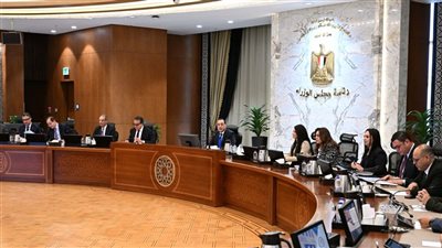 رئيس الوزراء يترأس اجتماع اللجنة الوزارية للعدالة الاجتماعية