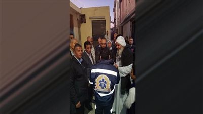 نائب المحافظ يزور مصابي حادث الطريق الصحراوي 