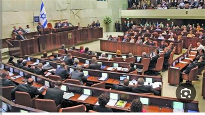 الكنيست يصادق نهائيا على قطع الكهرباء والمياه عن مكاتب 