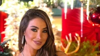 أنابيلا هلال تطل بالمخمل اللافت