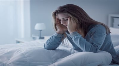 علماء يكتشفون ارتباطا خطيرا بين اضطراب نوم شائع وتدهور الصحة النفسية