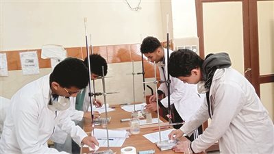 الأزمــــات تلاحــــــق عبـــــــاقرة مصـــــر