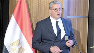 مسدسات مزيفة