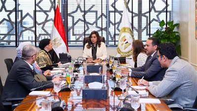 منال عوض تعقد اجتماعًا موسعا لبحث آليات تطوير الأداء 