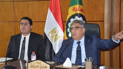 محافظ الدقهلية يترأس اجتماع تقييم أجمل مدينة وحي وقرية