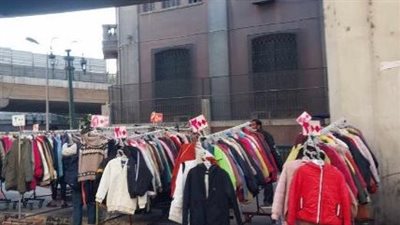 سر أناقة طلاب الجامعات.. وكالة البلح منبع الماركات العالمية (صور)