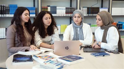  منافسة عالمية لصناعة قادة الأعمال