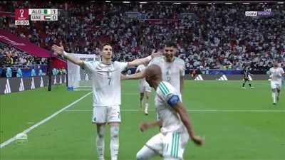 عادل بولبينة يحصد جائزة رجل مباراة الجزائر والكونغو بعد هدف التأهل القاتل