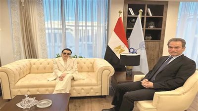 «نجاة»: الغناء خير من الصورة