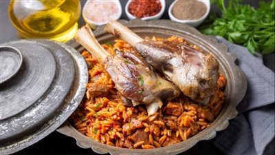 طريقة عمل كبسة اللحم بالأرز البسمتي 