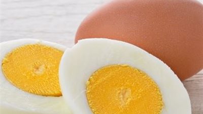 كيف يمكن لبيضة واحدة يومياً أن تعزز صحة الدماغ؟
