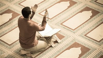 حكم قيام الليل وبيان فضله وثوابه