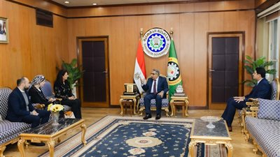 محافظ الدقهلية يبحث سبل التعاون مع المدير التنفيذي  لهيئة الفولبرايت بمصر 