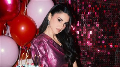 في عيد ميلادها.. درة بين الامتنان والنجاح الفني