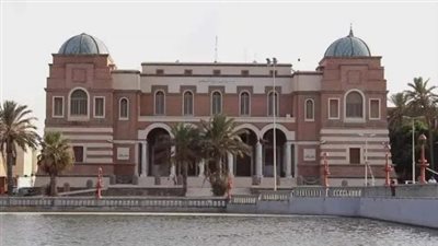 ليبيا تقر حزمة إصلاحات نقدية لتنظيم الصرافة واحتواء السوق الموازية