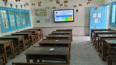 باللغة العربية.. آلاف الطلاب يؤدون أولى امتحانات الشهادة الإعدادية بالإسكندرية 