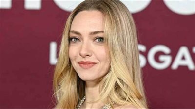 أماندا سيفرايد تعيد ذكرياتها مع كواليس السينما إلى الواجهة