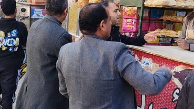 حملات للتفتيش على تراخيص المحال التجارية بالمنيا 