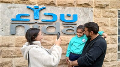 (خاص) بعد لا ترد ولا تستبدل.. جمعية نداء للأطفال ضعاف السمع تكشف كواليس زيارة أحمد السعدني |صور