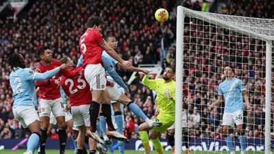 التعادل السلبي يحسم الشوط الأول في ديربي اليونايتد والسيتي