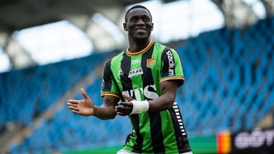 إبراهيما ديابتي يقترب من الشارقة الإماراتي 