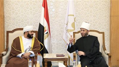 وزير الأوقاف: شواهد التعاون والود مع عُمان نموذج يحتذى به