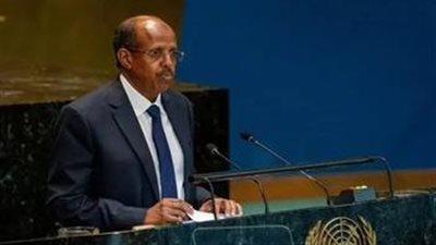 رئيس مفوضية الاتحاد الإفريقي يشارك في تنصيب رئيس غينيا الجديد 