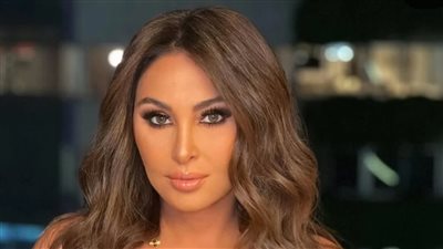 الزمرد يعكس فخامة إليسا في حفل Joy Awards 