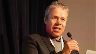 الناقد المسرحي محمد نوالي يناقش أعمال هويدا عطا في ندوة نقدية مفتوحة