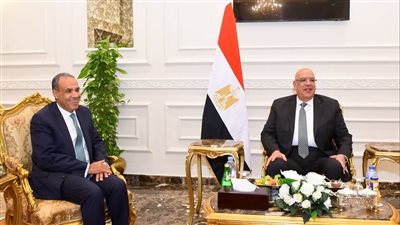 وزير الخارجية يلتقي رئيس مجلس النواب