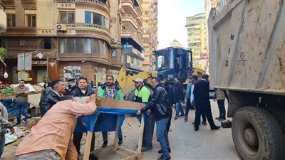 محافظ الدقهلية يتابع أعمال حملة إزالة الإشغالات بمنطقتي الجلاء وامتداد جيهان بالمنصورة