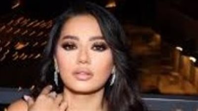 شرطة الموضة تتتغزل في إطلالة رحمة رياض بحفل JOY Awards