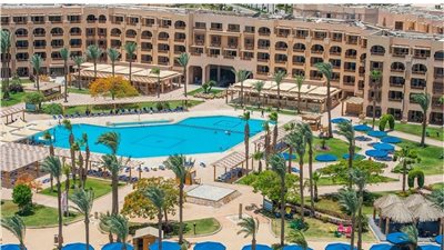 ارتفاع معدلات وصول الرحلات السياحية بمطار الغردقة ب60 رحلة