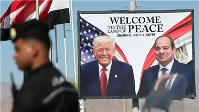 محلل: قمة شرم الشيخ أنقذت غزة من الاحتلال الإسرائيلي ووضعتها تحت رعاية العالم