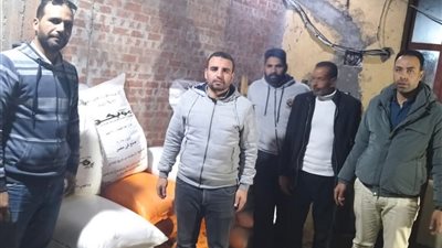 تحرير 3 محاضر والتحفظ على 28 شيكارة سماد زراعي مدعم قبل بيعها بالسوق السوداء بالبحيرة  