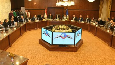 محافظ البحيرة تلتقي نواب البرلمان الجدد لمناقشة القضايا الملحة وتوحيد الجهود لتحقيق مصالح المواطنين