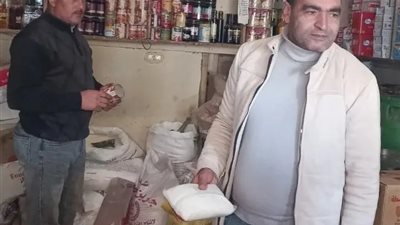 ضبط 420 باكو بسكويت منتهي الصلاحية بالبحيرة