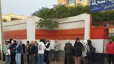 طلاب الشهادة الإعدادية يؤدون امتحاني «الجبر والكمبيوتر  بالبحيرة 