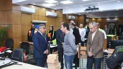 محافظ الدقهلية يتابع أعمال إزالة التعديات من خلال الشبكة الوطنية