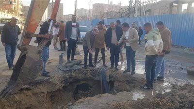 مياه كفر الشيخ تواصل إصلاح خط رئيسي مغذٍ للمدينة