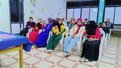 مركز شباب دنفيق بقنا يعقد ندوة لمجابهة القضية السكانية
