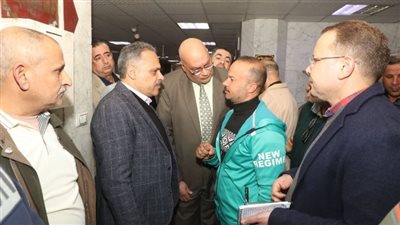 محافظ الشرقية في زيارة مفاجئة لعيادات المبرة بالزقازيق