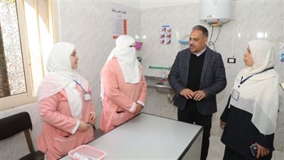 محافظ الشرقية يتفقد وحدة صحة الأسرة بالعدوة في ههيا
