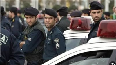 إعلام إيراني: الشرطة تضبط شحنة من أجهزة ستارلينك 